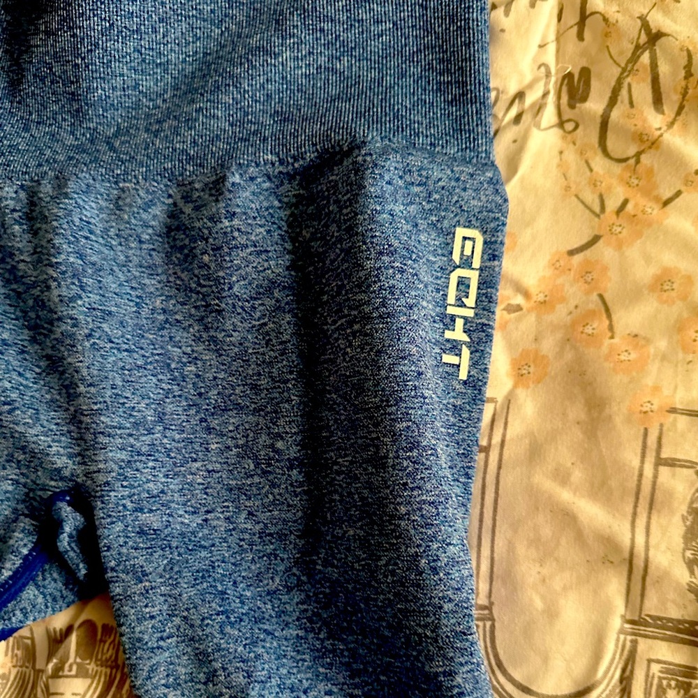 Never worn NWOT leggings